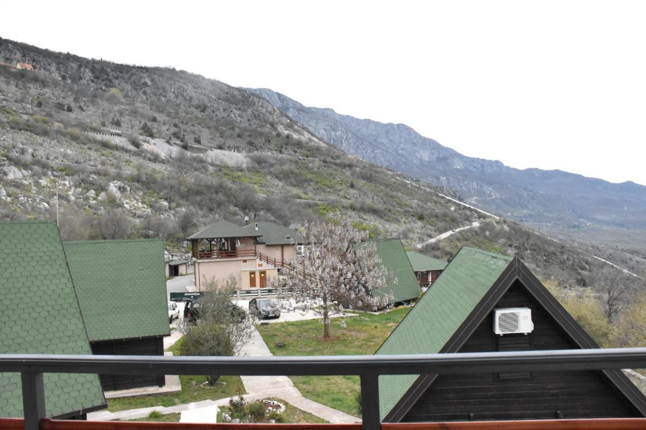 Aparthotel Koliba Nikšić Kültér fotó