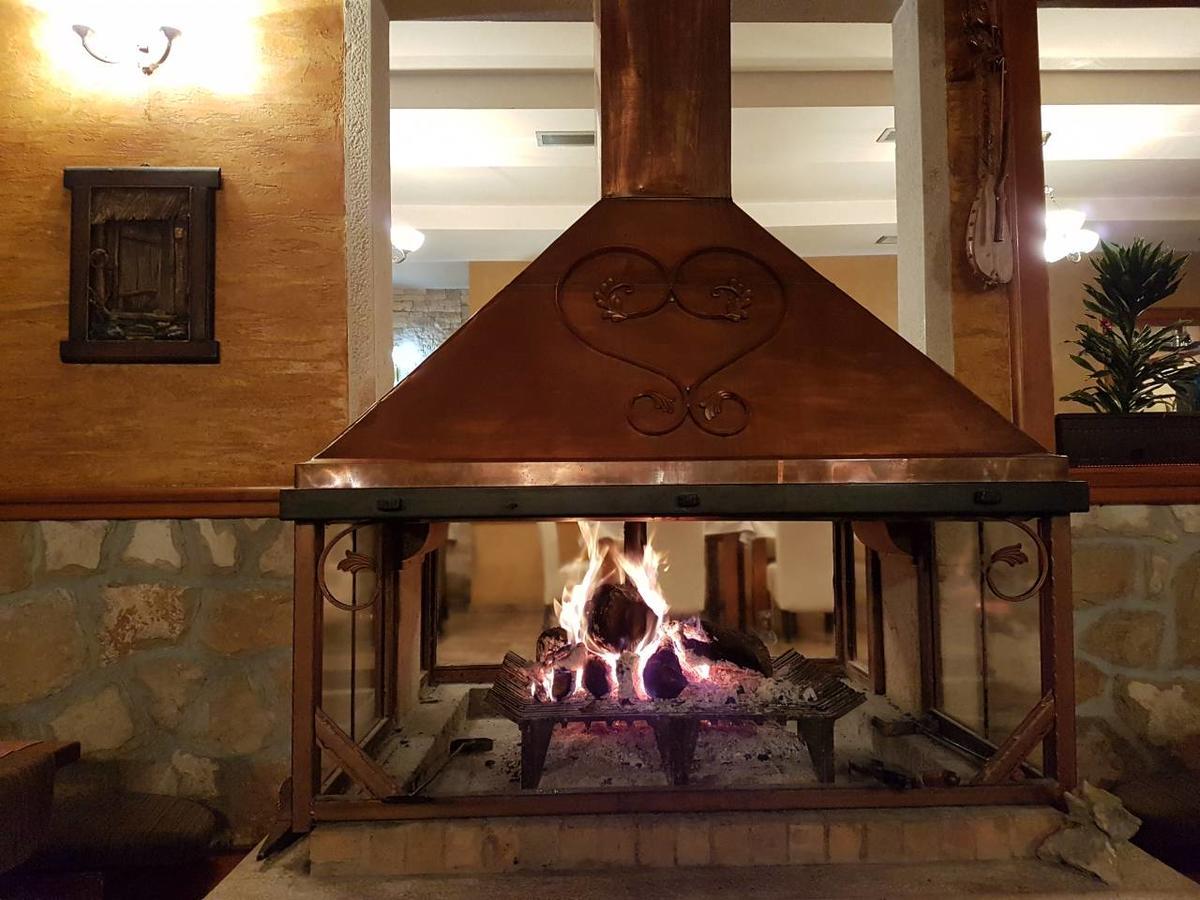 Aparthotel Koliba Nikšić Kültér fotó