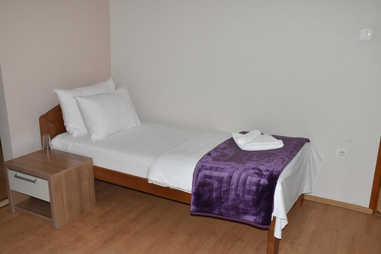 Aparthotel Koliba Nikšić Kültér fotó